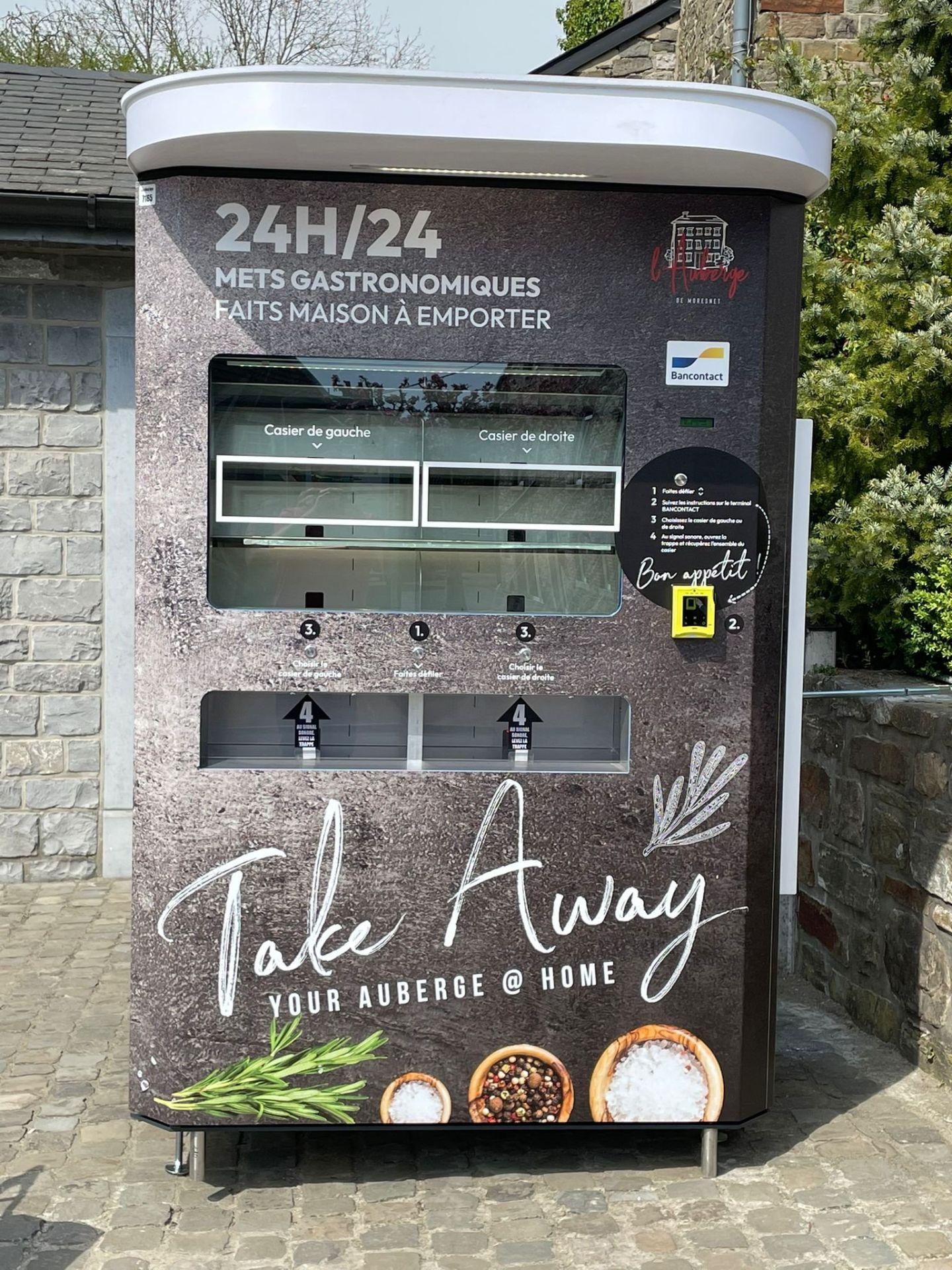 Distributeurs de produits frais extérieur avec casiers réfrigérés idéaux pour viandes, charcuteries artisanales et produits traiteurs_1