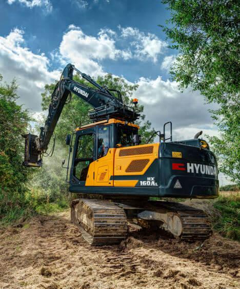 Pelle sur chenilles HYUNDAI HX160A L - 16 tonnes, moteur Stage V, 115 kW (155 ch)_1