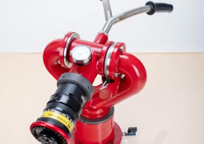 Canon incendie fixe double poign�e - 1800 l/min - port�e 60 m - pression 8 bar_1