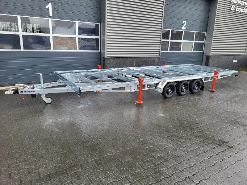 DT 7m20 x 2m44 Version amovible 3 x essieux 1800 kg + deck_1