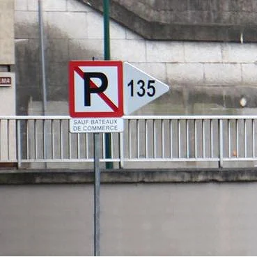 Panneau A5 - Interdiction de stationner - fluvial_1