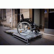 Plateforme aluminium pliante - Rampe d'accès pour trottoirs étroits - Hauteur réglable et charge 300 kg_1