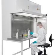 Postes de travail à flux laminaire HF/FFM/KVF - Protection contre la contamination particulaire et microbienne - Normes EU GMP Classe A ou ISO 5_1