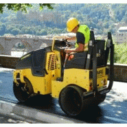 Rouleaux tandem vibrants articulés Bomag BW 100 SC 5 - compact, efficace et puissant - moteur Kubota 15 ch_1