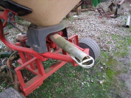 Distributeur d'engrais Vicon 1000L trainé - En occasion_1
