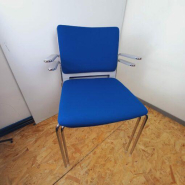 Chaise visiteur Telly Eurosit d'occasion - structure 4 pieds en métal, empilable, design élégant, dossier polypro_1