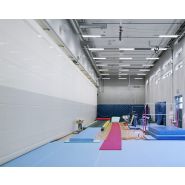Rideau de gymnase t1000 - eole - a ouverture verticale_1