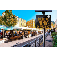 Panneau lumineux d'information public EVOCITY - Autonome avec panneau solaire et lisibilité optimale 24h/24_1