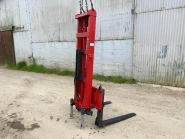 Équipement élévateur 3 points NC 700kg 2,40m pour manutention