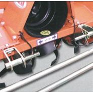 Outil agricole avec largeurs de travail de 90 à 120 cm