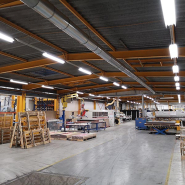 Eclairage industriel recommandé pour les laboratoires, les locaux médicaux ou les bâtiments industriels - reglette sustry ip66_1