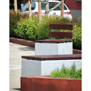 Chaise Kube P UM372SLP - béton préfabriqué gris granite avec lattes en bois tropical traité_1