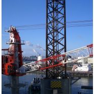 MTC 2600 - Grue portuaire offshore Liebherr - Capacité de levage 100t - Portée 60m_1