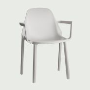 Chaise de restaurant avec accoudoirs - empilable - modèle Piu - technopolymère recyclé renforcé_1