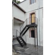 Escalier acier extérieur type industriel_1