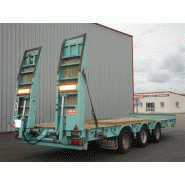 Remorque porte-engins 31,5 tonnes avec suspension mécanique et trois essieux