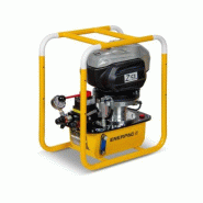 ZC3404JE-RS, Cordless Hydraulic Stressing Pump, 4 litres Usable Oil, 230V_1