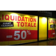 Service de décoration de vitrine - vinyles adhésifs microperforés - NEW DISPLAY_1