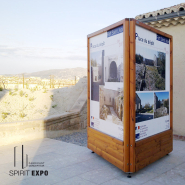 Totem en bois à louer 3 faces pour expositions temporaires en extérieur - TRIO Natura_1