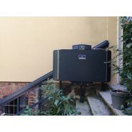 Plateforme élévatrice monte-escaliers droits pour accès PMR - Garaventa Lift X3_1