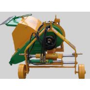 Équipement agricole pour nettoyage des bases de vignobles