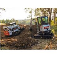 A770 - chargeuse à quatre roues directrices bobcat_1