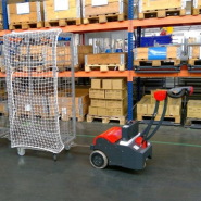 Tracteur Industriel idéal pour tracter ou pousser des chariots jusqu'à 1500 kg en Isère et Rhône  -  disponible en achat neuf et en location de courte à longue durée_1