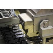 Ligne d'assemblage - mga technologies - seringue en verre_1