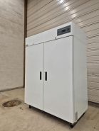 Armoire réfrigérée blanche 2 portes GN 2/1 THIRODE d'occasion - Grille GN 2/1 - Gaz R404A - Raccordement 230V - Évaporateur neuf_1