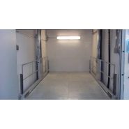 Monte-voiture IP1-HMT-V02 - Ideal Park - capacité de charge 2700 kg - plateforme personnalisable jusqu'à 11,90 m de hauteur_1