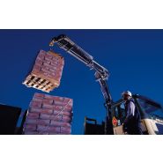 Xs 422 HiPro - Grue auxiliaire Hiab avec portée hydraulique de 13.2 à 24.4 m et commande à distance_1