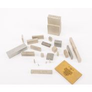 Caractères de marquage avec logo Pryor - marquage sur mesure pour métal, bois, plastique et cuir_1