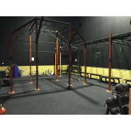 Revetement antidérapant pour amortir les bruits d'impact