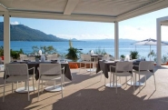 Chaise de restaurant Audrey - Lissoni - Aluminium et plastique - Disponible en plusieurs couleurs et versions_1