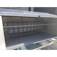 Tournebroche professionnel pour cuisson rapide au feu de bois