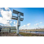 Panneau de signalisation à message variable pour alerter et informer l'usager sur les aléas de la circulation (bouchon, accident, déviation)_1