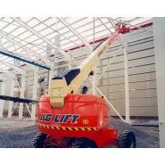 Plateforme élévatrice JLG 600AJ pour une capacité de 230kg