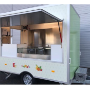 Remorque alimentaire personnalisable - Bar à fruits pour évènements avec équipements sur mesure_1