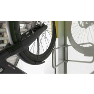 Système mécanique de stationnement vertical pour vélos avec assistance 