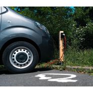 Borne de recharge pour voiture électrique en bois  - Puissance 7kW / 11kW / 22kW_2