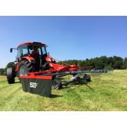 Andaineur 1-rotor avec largeur de travail de 4,30 m