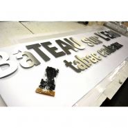 Alu-lettres-relief - lettrage 3d aluminium découpé - enseigne relief en kit - popdeco_1