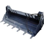 Godet 4 en 1 Compact Série C - Lamy Les Constructeurs - 4 actions en 1 : charger, déverser, ouvrir pour râcler/répandre ou remblayer - Largeurs de 1,20m à 2,00m et contenances de 250L à 500L_1