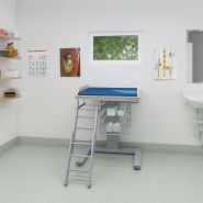 Table à langer pour handicapé - Granberg - électrique à hauteur variable 73-113 cm - largeur 62-120 cm - modèle 332_1