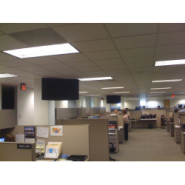 Plafonnier LED ultra plat NOVAD IP20/IP44 - Éclairage performant 105.1 lm/W pour commerces, santé et zones de travail_1