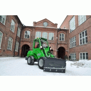 Chasse-neige  v2400 avant tecno oy_1