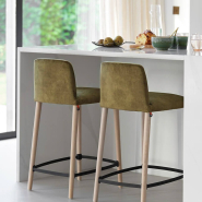 Tabouret robuste et polyvalent pour restaurants et bars_1