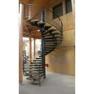 Escalier hélicoïdal Ysoman - Ysofer Esca - passage 1UP ou 2UP avec marches vissées et finitions personnalisées_1