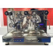 Machine à expresso professionnelle LELIT Giulietta semi-automatique 2 groupes Machine à expresso professionnelle LELIT Giulietta semi-automatique 2 groupes