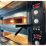 Four à pizza statique électrique professionnel Noir 6 pizzas 85x107cm Blackline IGF Fornitalia - chambre toute réfractaire_1